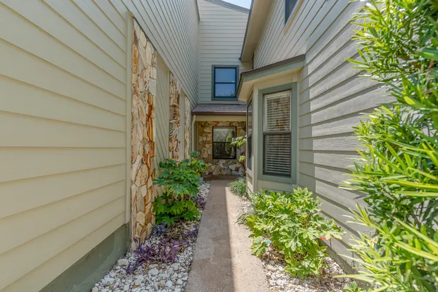 $565,000 | 274 Kidd Street, Fort Walton Beach, FL 32548