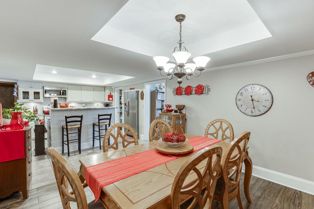 722 Charlie Morris Road Colbert, GA 30628 - Photo 20 of 78 a view of a dining room