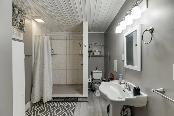 a view of a outdoor space