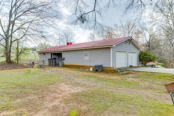 $700,000 | 722 Charlie Morris Road, Colbert, GA 30628