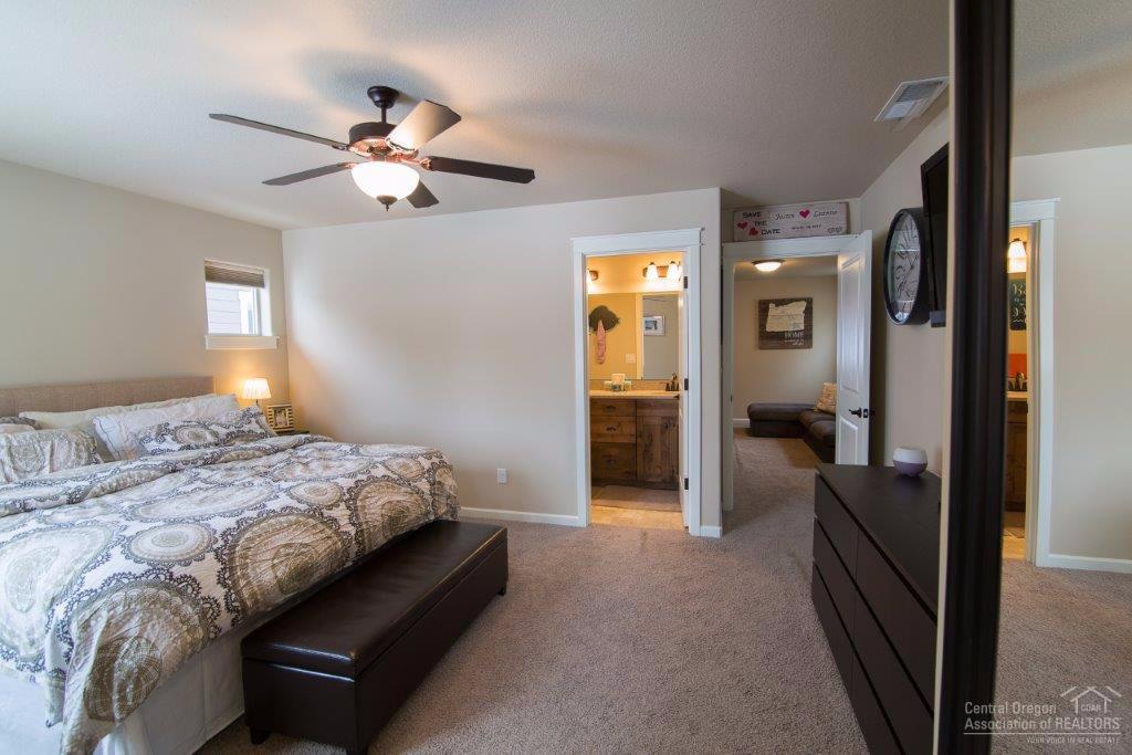 20244 Badger Road Bend, OR 97702 - Photo 17 of 25 Additional Photo