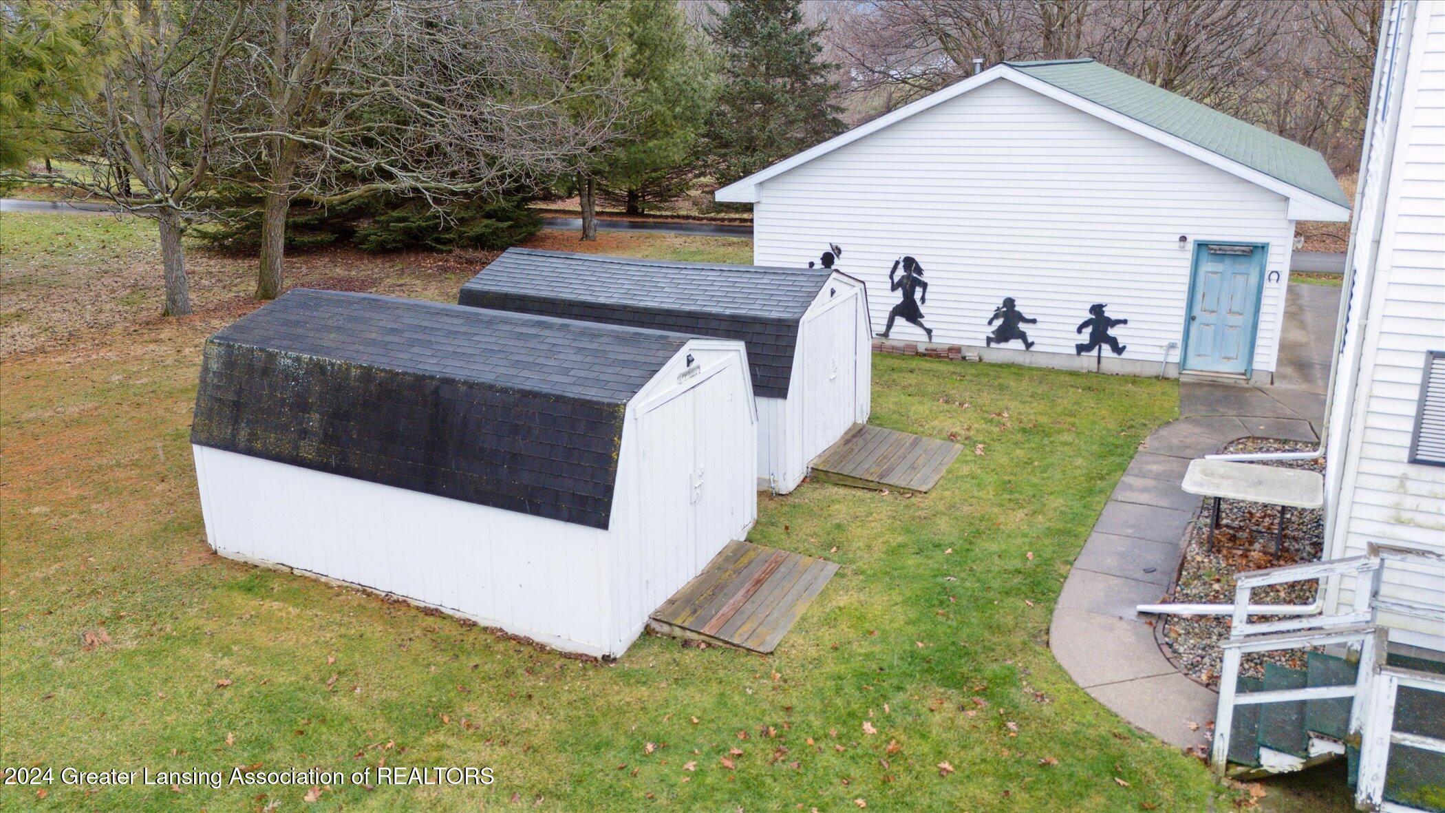 13911 Turner Road Dewitt, MI 48820 - Photo 45 of 55 Sheds & Garage