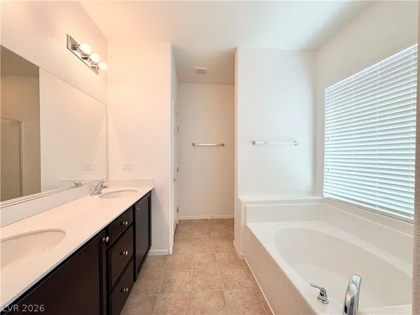 $2,200 | 8435 Spirit Vale Avenue, Las Vegas, NV 89117