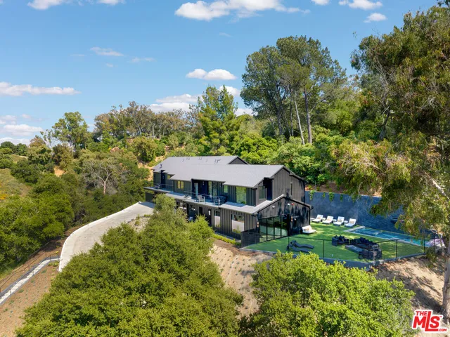 $59,995 | 3140 Coldwater Canyon Avenue, Studio City, CA 91604