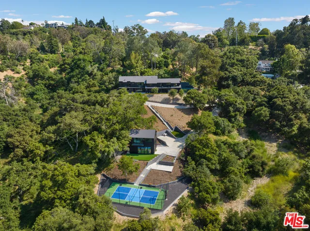 $59,995 | 3140 Coldwater Canyon Avenue, Studio City, CA 91604