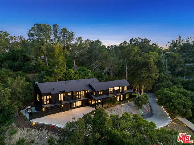 $59,995 | 3140 Coldwater Canyon Avenue, Studio City, CA 91604