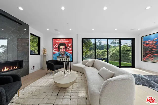 $59,995 | 3140 Coldwater Canyon Avenue, Studio City, CA 91604