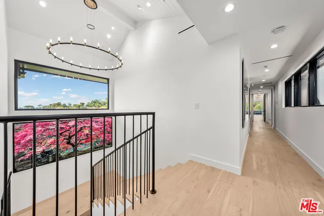 $59,995 | 3140 Coldwater Canyon Avenue, Studio City, CA 91604