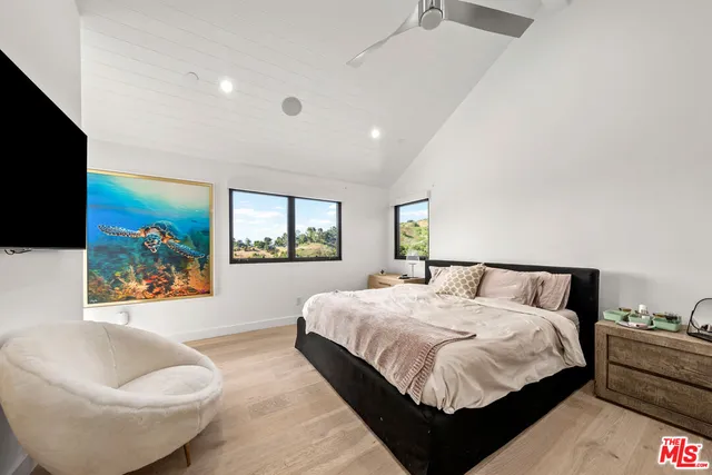 $59,995 | 3140 Coldwater Canyon Avenue, Studio City, CA 91604