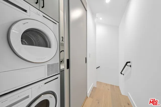 $59,995 | 3140 Coldwater Canyon Avenue, Studio City, CA 91604