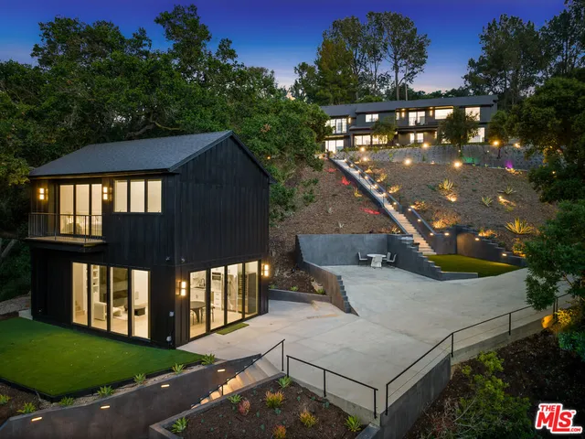 $59,995 | 3140 Coldwater Canyon Avenue, Studio City, CA 91604