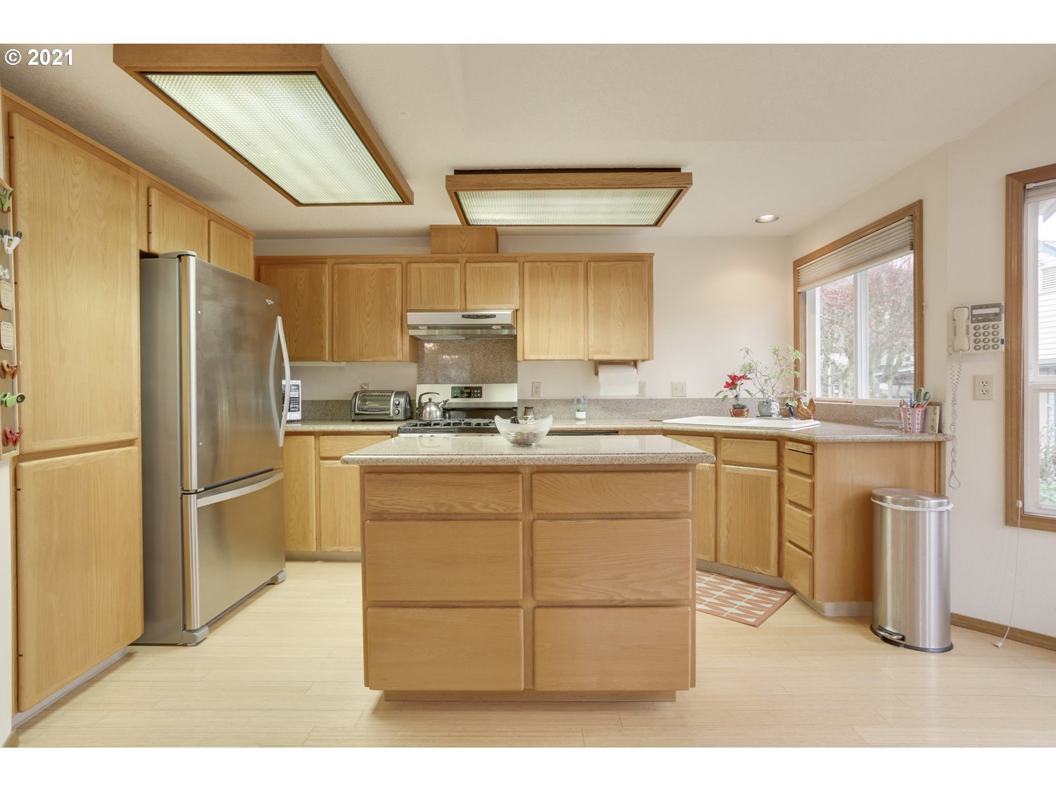 2250 Ostman Road West Linn, OR 97068 - Photo 12 of 32 Gallery Image 12