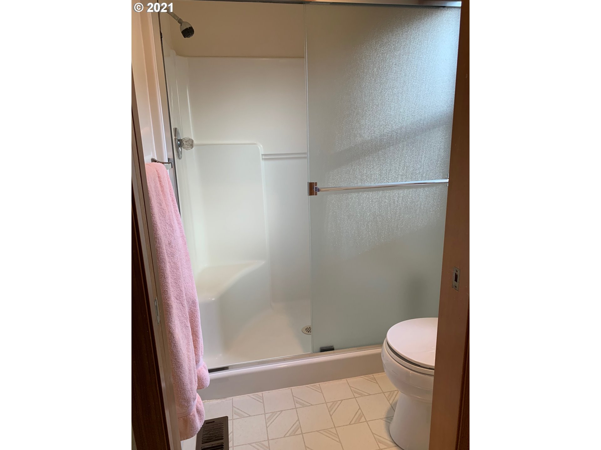 2250 Ostman Road West Linn, OR 97068 - Photo 16 of 32 Gallery Image 16