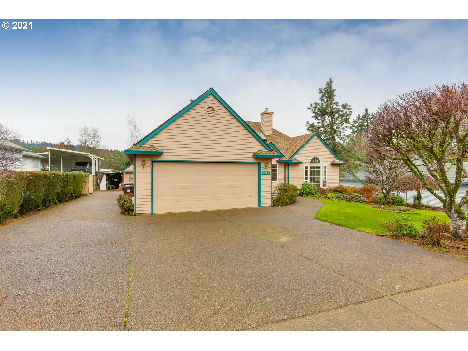 2250 Ostman Road West Linn, OR 97068 - Photo 2 of 32 Gallery Image 2