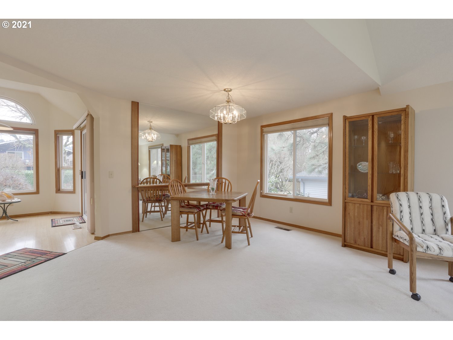 2250 Ostman Road West Linn, OR 97068 - Photo 8 of 32 Gallery Image 8
