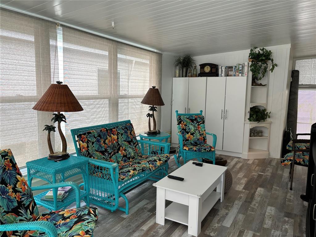 1001 Starkey Road, Unit 671 Largo, FL 33771 - Photo 17 of 40 Air Conditioned Florida Room