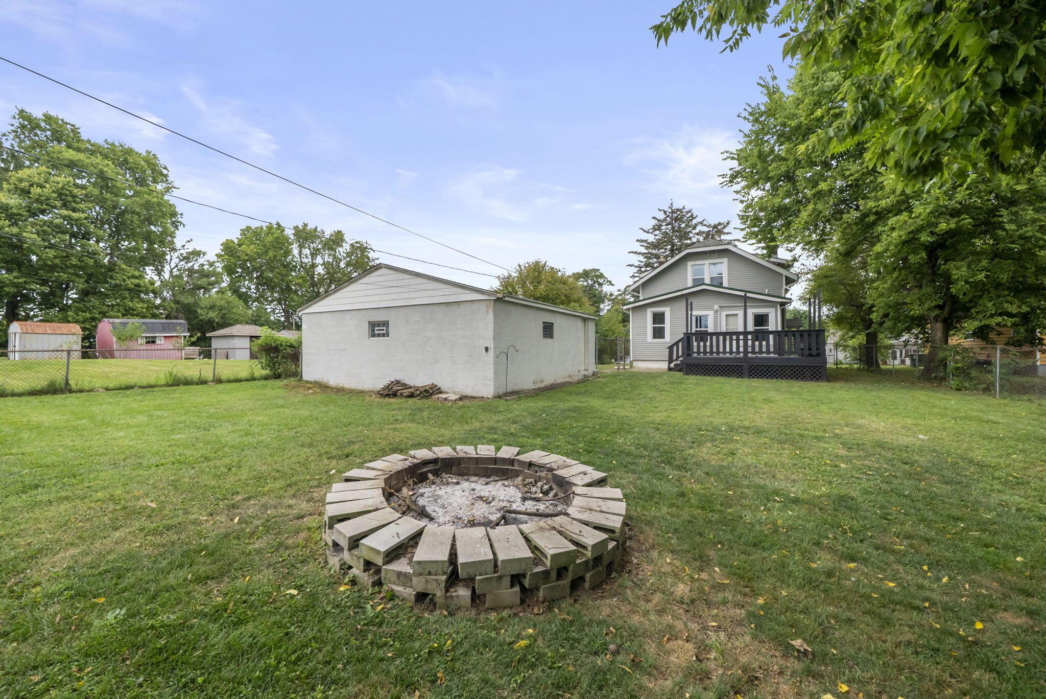 202 Williams Road Columbus, OH 43207 - Photo 35 of 50 Rear Yard