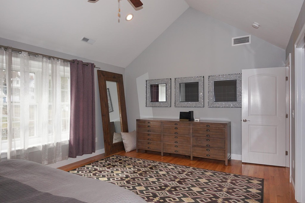 4 Fryeburg Road Woburn, MA 01801 - Photo 10 of 28 Gallery Image 10