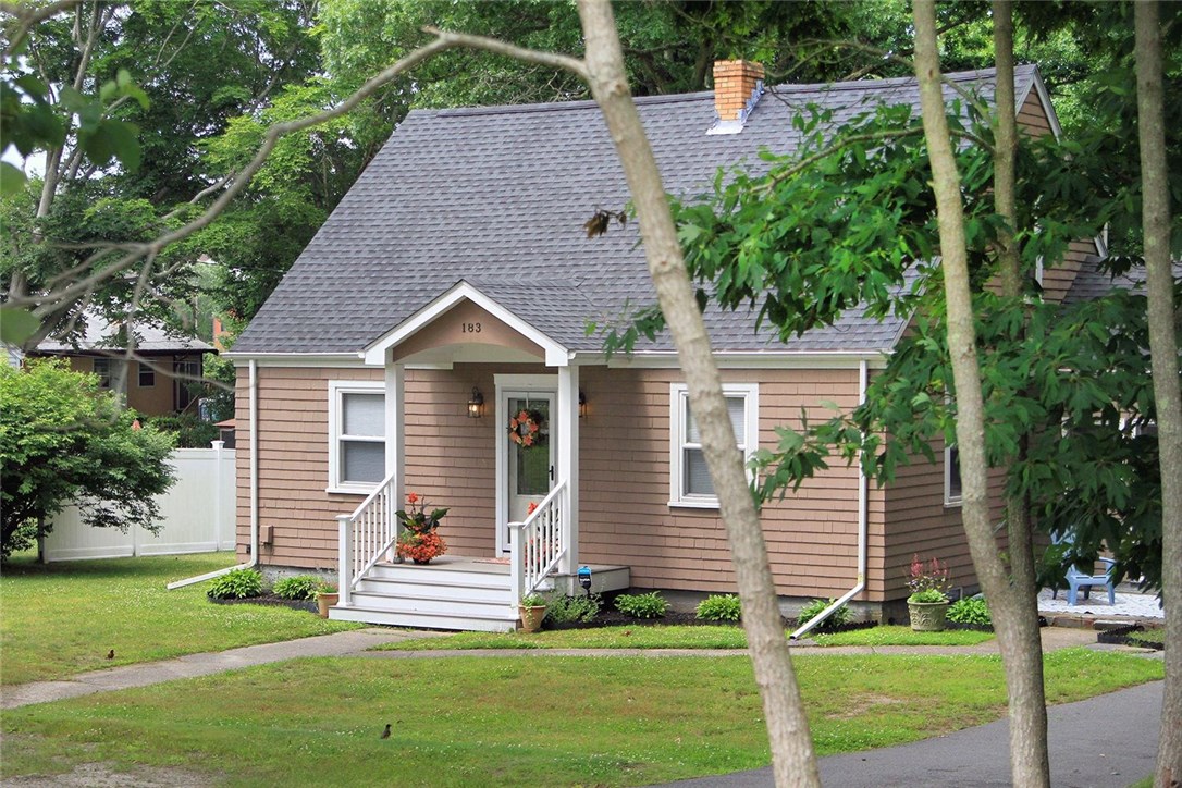 183 Fish Road Tiverton, RI 02878 - Photo 3 of 38 Cottage charm with private gardens.