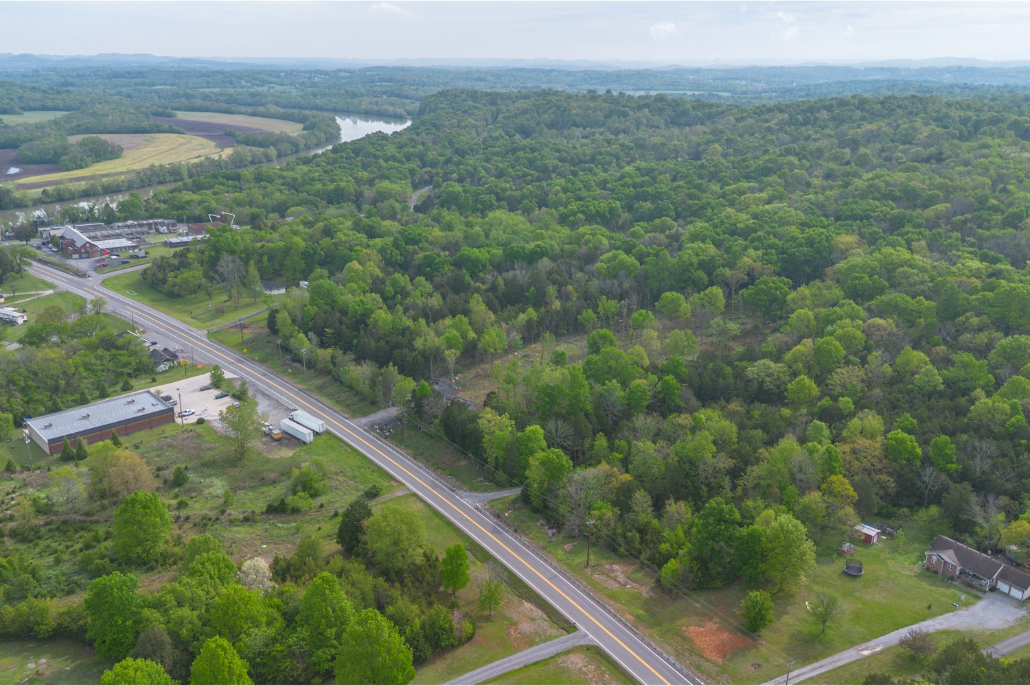 6205 Hunters Point Pike Lebanon, TN 37087 - Photo 44 of 45 a view of a forest from a balcony