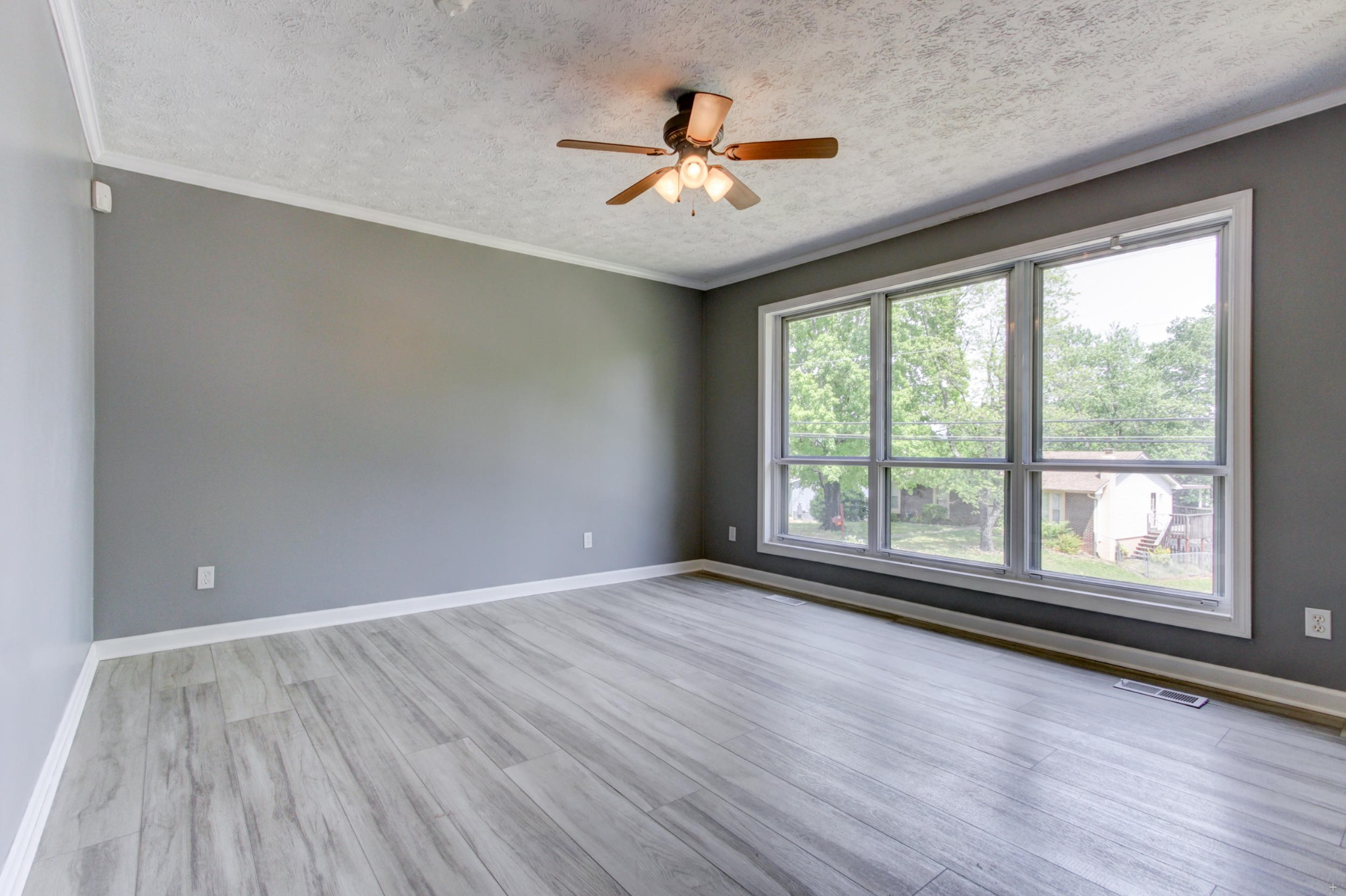 4305 Mascarene Road Knoxville, TN 37921 - Photo 4 of 21 Gallery Image 4