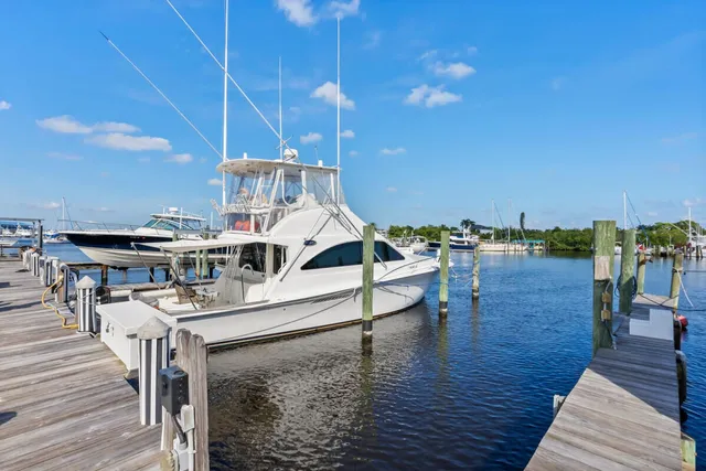 $659,000 | 4726 Southeast Capstan Avenue, Unit 4, Stuart, FL 34997