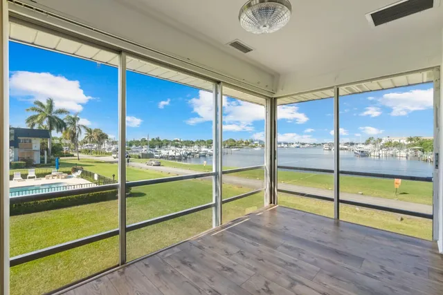 $659,000 | 4726 Southeast Capstan Avenue, Unit 4, Stuart, FL 34997