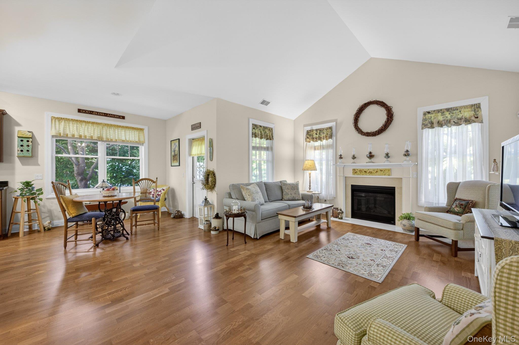 28 Yesterday Drive Cold Spring, NY 10516 - Photo 2 of 19