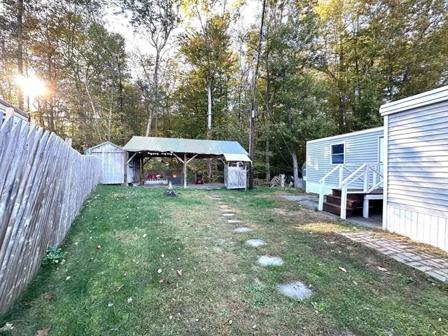 $195,000 | 1790 Massachusetts Avenue, Unit 22, Lunenburg, MA 01462