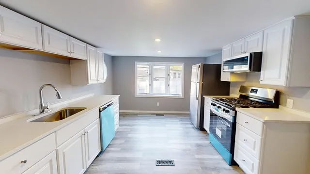 $195,000 | 1790 Massachusetts Avenue, Unit 22, Lunenburg, MA 01462