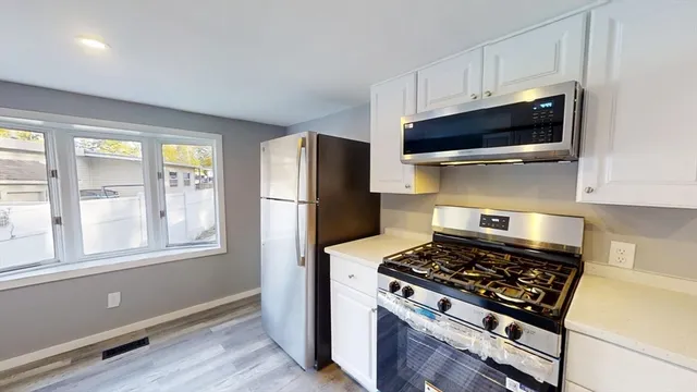 $195,000 | 1790 Massachusetts Avenue, Unit 22, Lunenburg, MA 01462