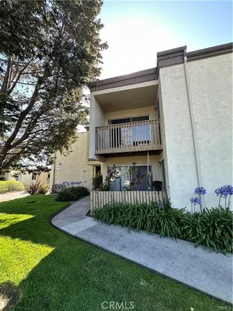 $1,950 | 432 Edgehill Lane, Oceanside, CA 92054