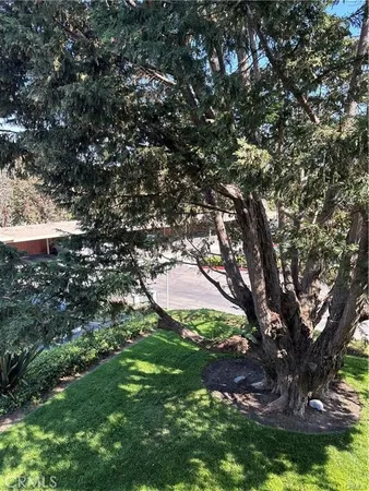 $1,950 | 432 Edgehill Lane, Oceanside, CA 92054