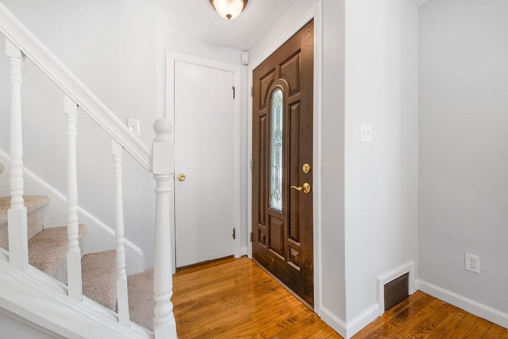 1021 Carew Street Springfield, MA 01104 - Photo 12 of 21 Gallery Image 12