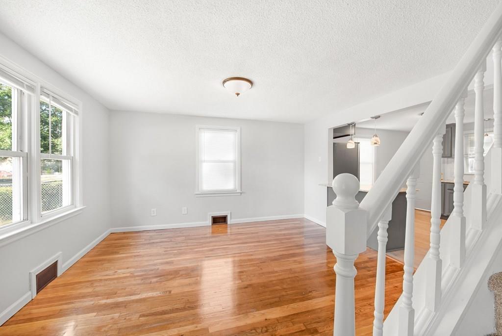 1021 Carew Street Springfield, MA 01104 - Photo 14 of 21 Gallery Image 14