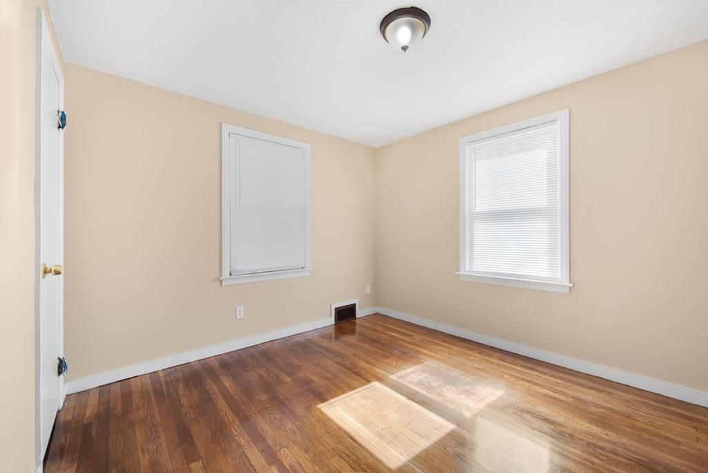 1021 Carew Street Springfield, MA 01104 - Photo 17 of 21 Gallery Image 17
