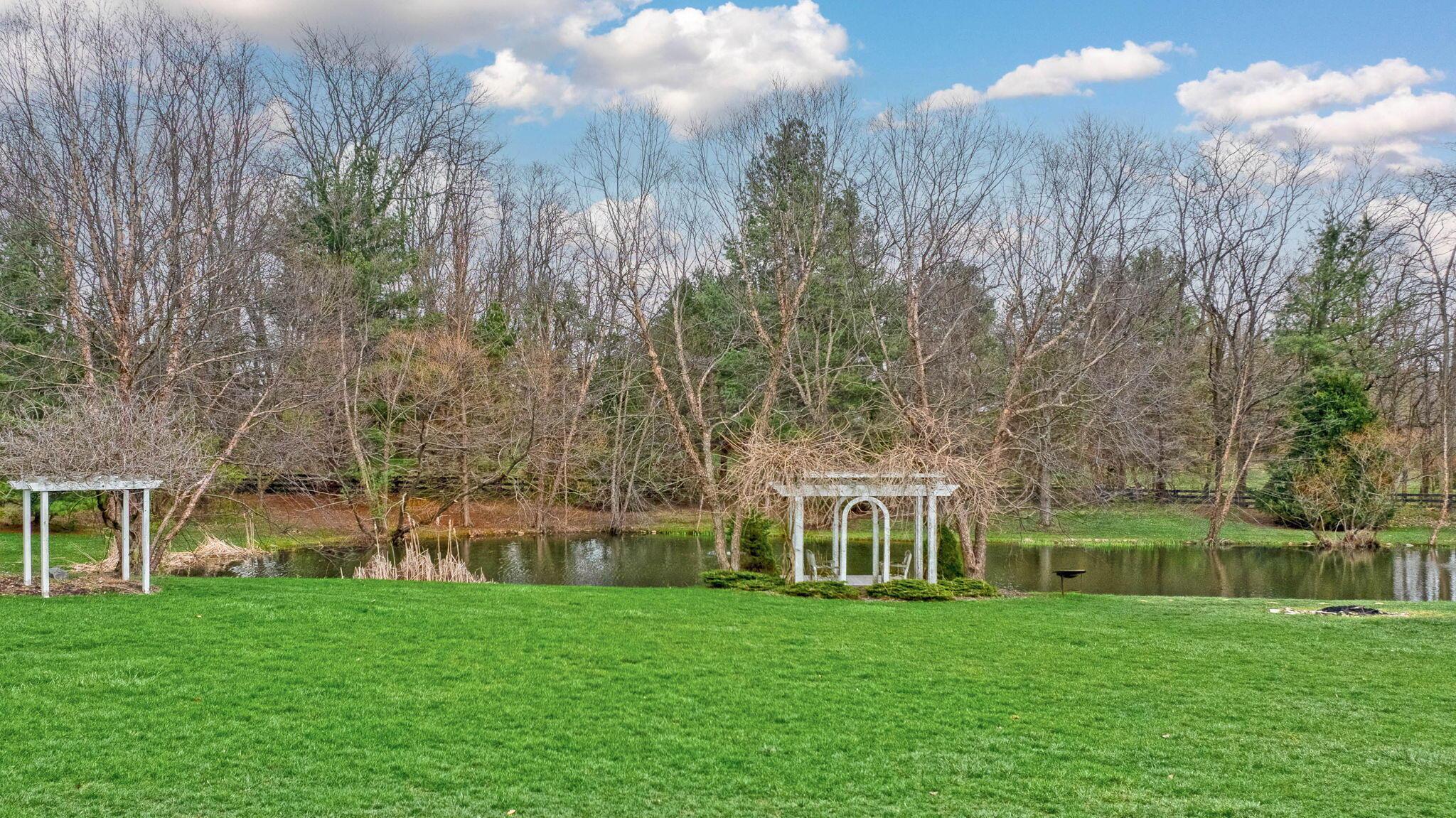 4400 Shull Road New Albany, OH 43054 - Photo 94 of 109 Pond
