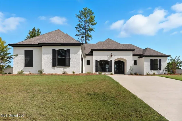 $484,000 | 100 Grayson Way, Madison, MS 39110