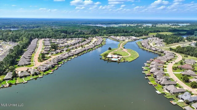 $484,000 | 100 Grayson Way, Madison, MS 39110