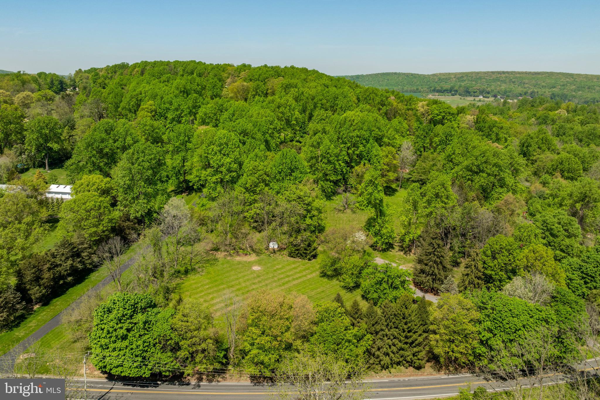 490 Bulltown Road Elverson, PA 19520 - Photo 2 of 56 Gallery Image 2