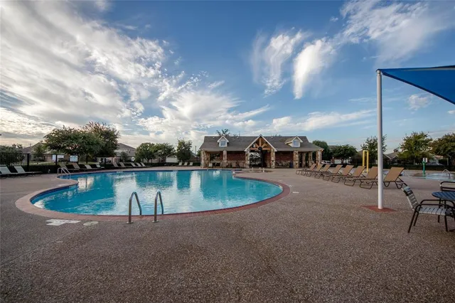 $2,350 | 5016 Pacific Way, Frisco, TX 75036