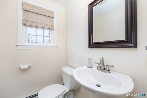 $399,900 | 117 Roslyn Drive, New Britain, CT 06052