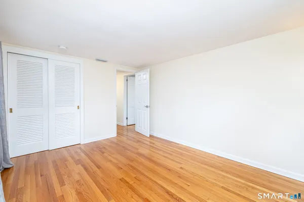 $399,900 | 117 Roslyn Drive, New Britain, CT 06052