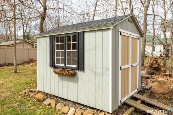 $399,900 | 117 Roslyn Drive, New Britain, CT 06052