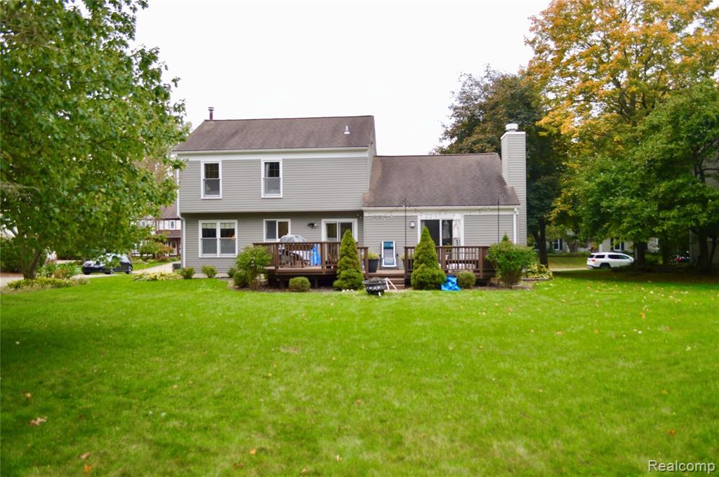 35472 Fredericksburg Road Farmington Hills, MI 48331 - Photo 26 of 28