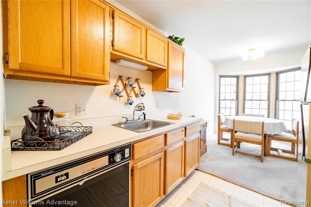 40043 Crosswinds Road Novi, MI 48375 - Photo 13 of 21