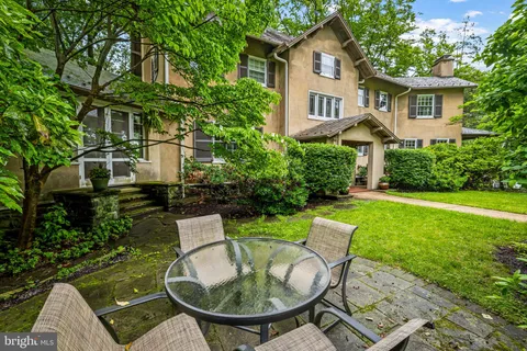 $975,000 | 222 Longwood Road, Baltimore, MD 21210