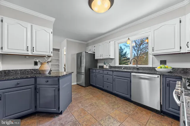 $630,000 | 6426 Beechwood Drive, Columbia, MD 21046