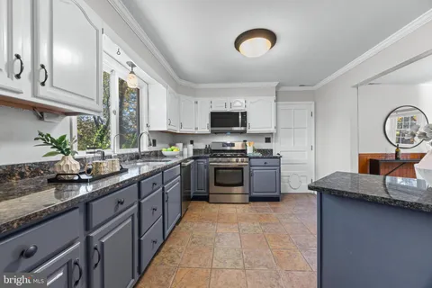 $630,000 | 6426 Beechwood Drive, Columbia, MD 21046