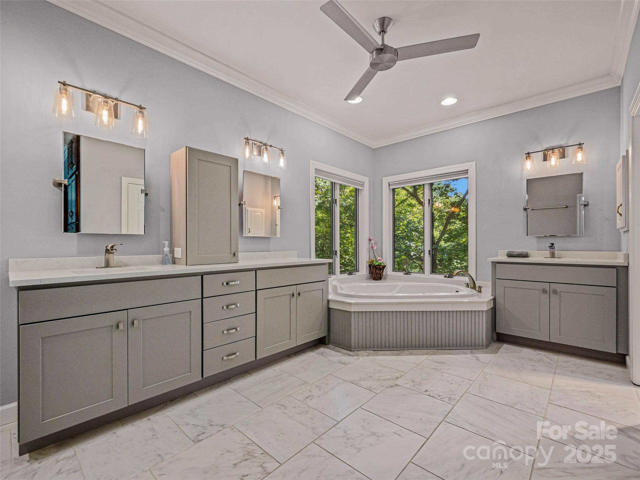 117 Little Cherokee Ridge Hendersonville, NC 28739 - Photo 28 of 48 Gallery Image 28